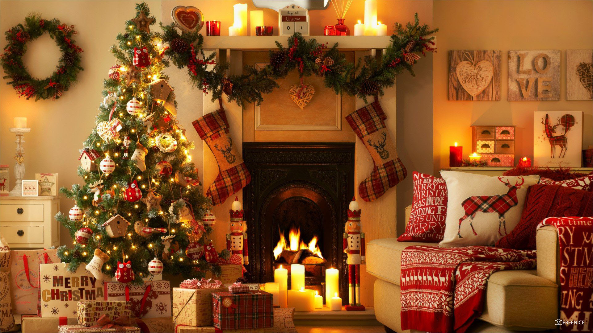 Hình nền giáng sinh cực đẹp sẽ khiến cho mọi người phải trầm trồ khi bước vào phòng của bạn. Những hình ảnh rực rỡ và sáng tạo sẽ đem lại cho bạn một mùa giáng sinh đáng nhớ.