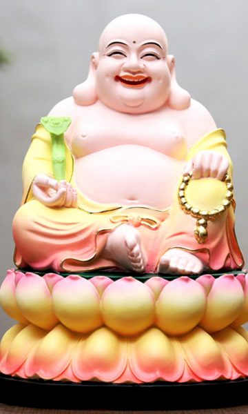 Hình ảnh Phật Di Lặc cười hiền lành và đôn hậu