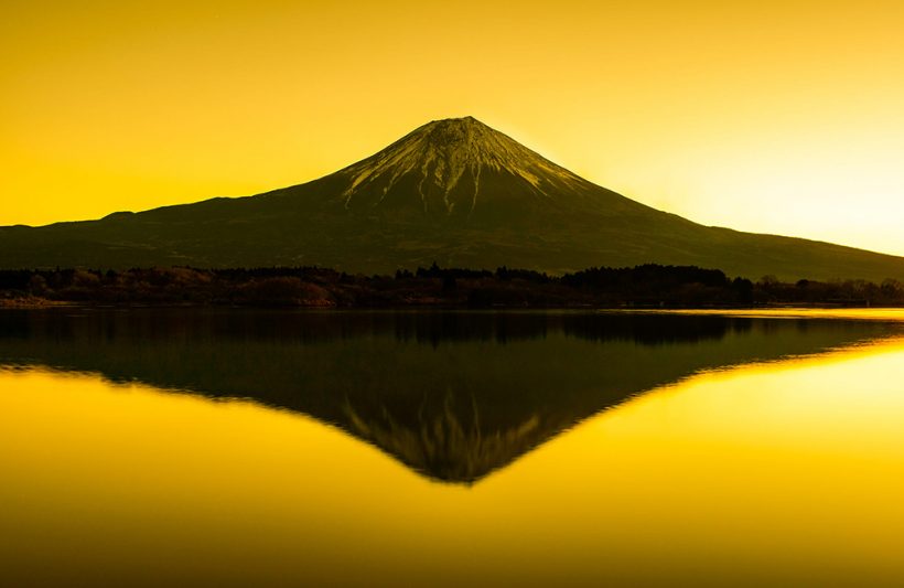 Hình ảnh bình minh trên đỉnh núi Phú Sĩ