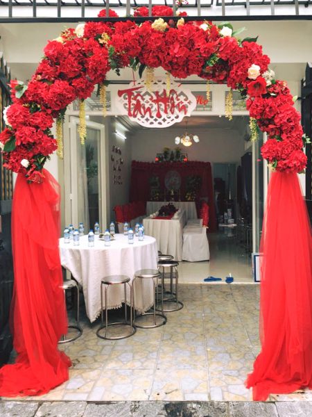 Cổng hoa cưới đẹp ( đám cưới) màu đỏ