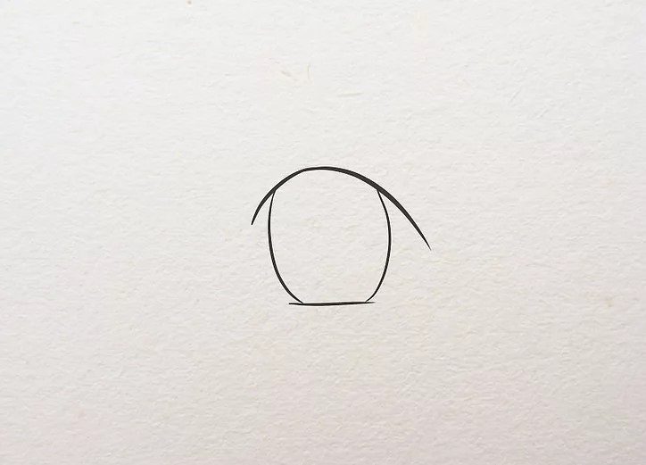 Vẽ một hình oval ở giữa hai đường viền mi