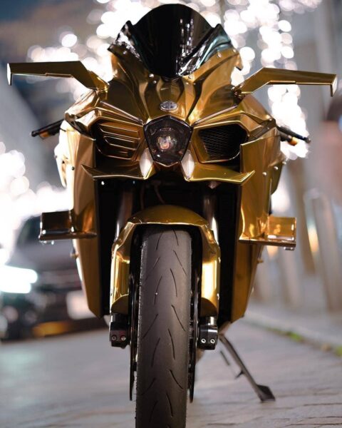 Hình ảnh Kawasaki ninja h2r độ phiển bản màu vàng
