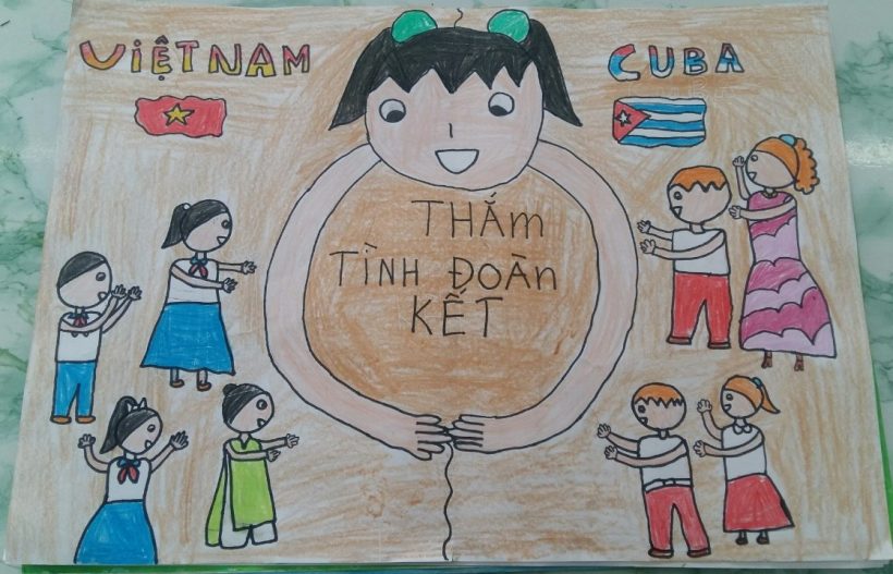Vẽ tranh tình hữu nghị Việt Nam và Cuba mãi là anh em